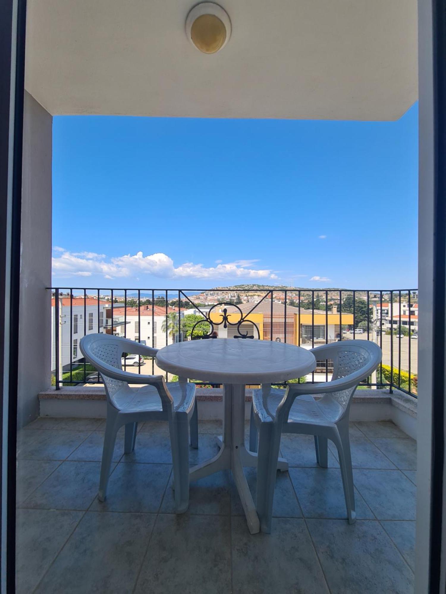 Fora Apart Otel Çeşme Exteriör bild