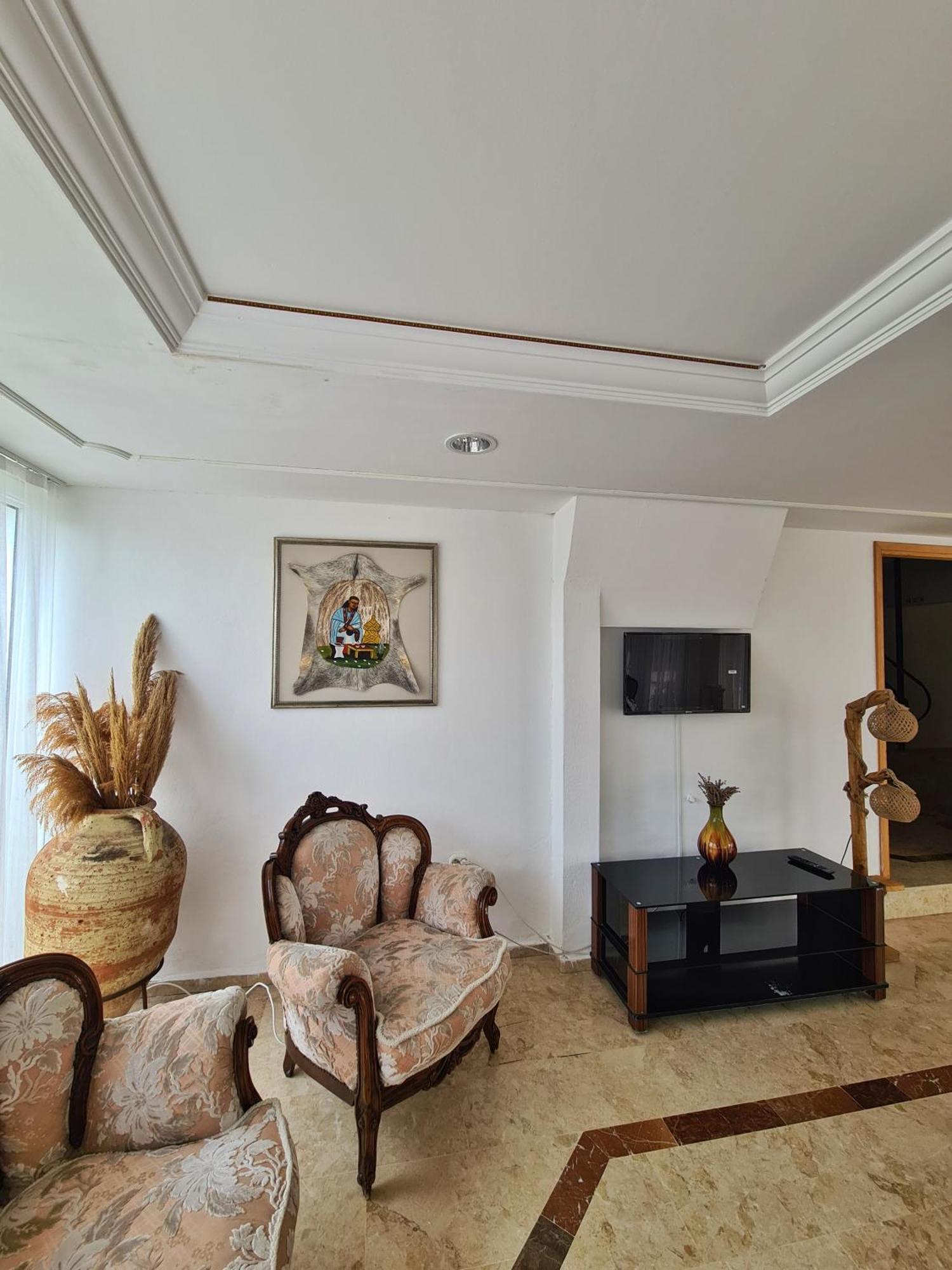 Fora Apart Otel Çeşme Exteriör bild