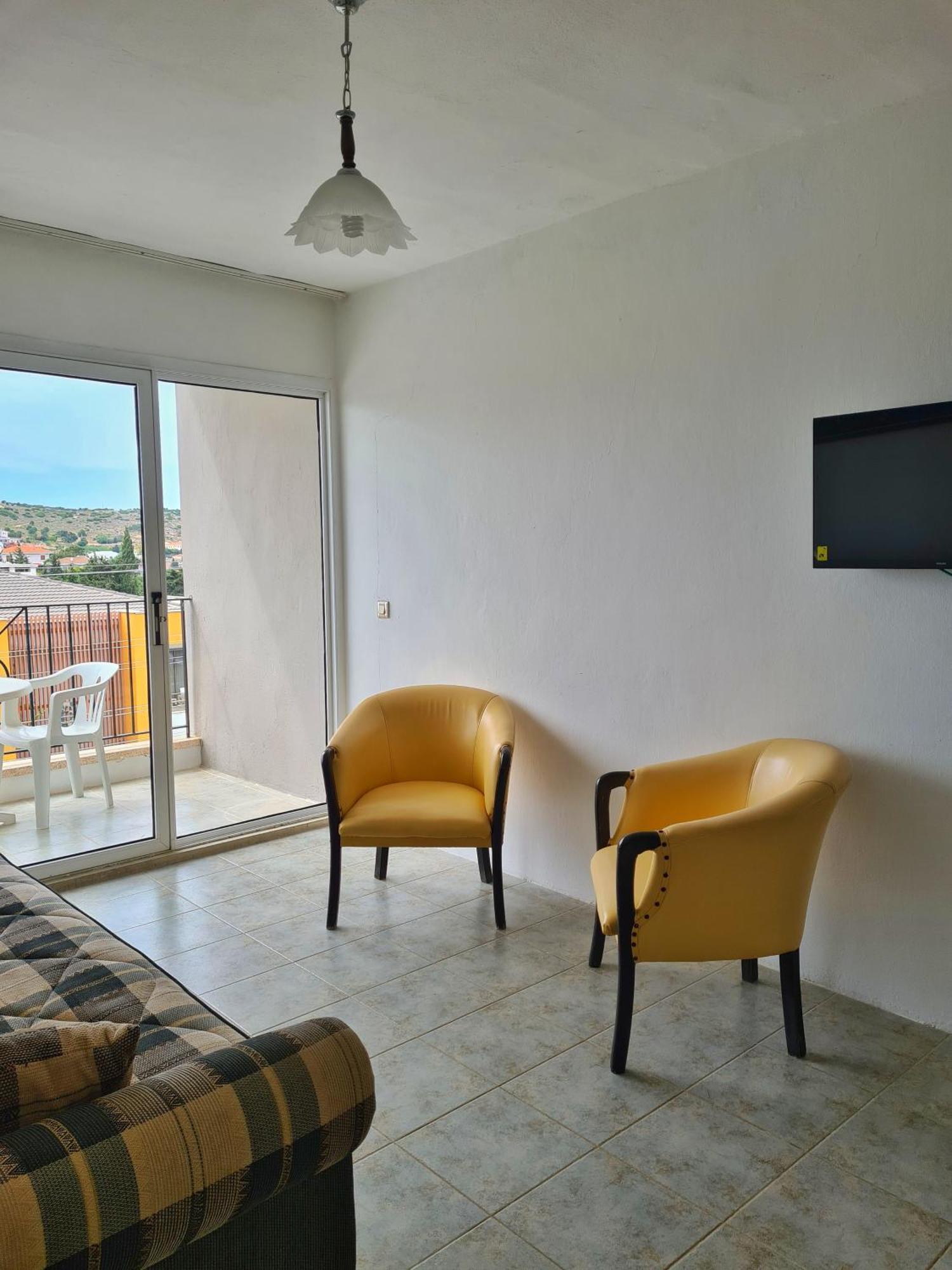 Fora Apart Otel Çeşme Exteriör bild
