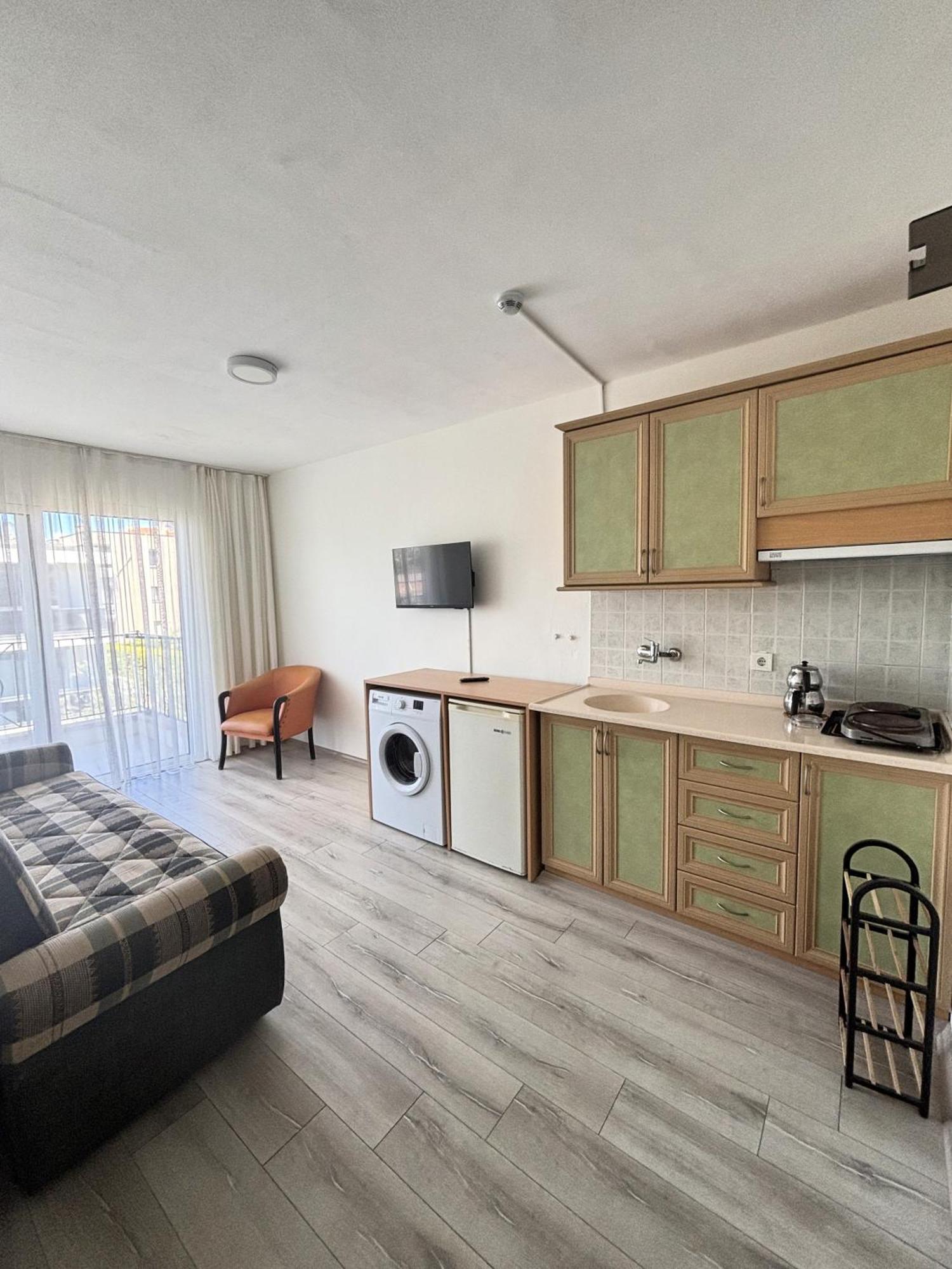 Fora Apart Otel Çeşme Exteriör bild