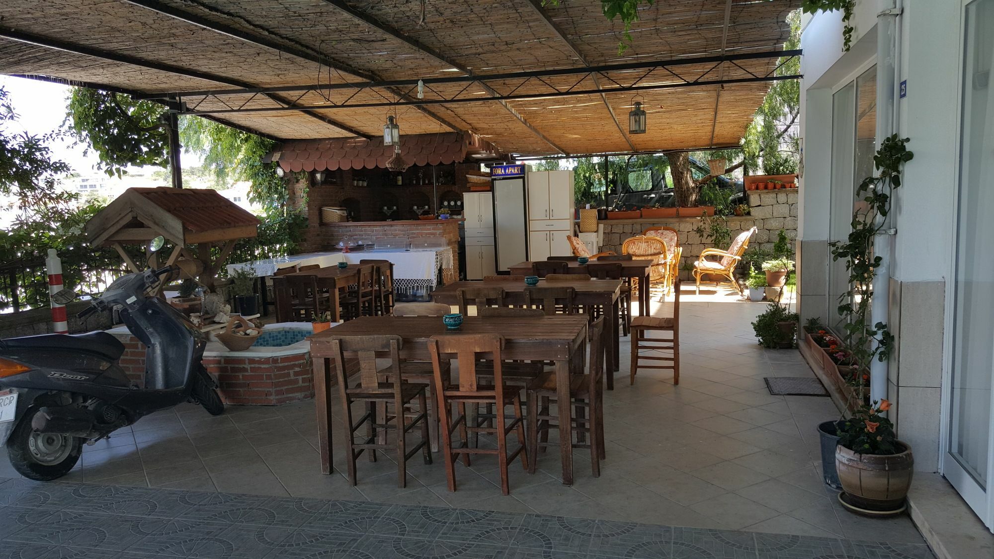 Fora Apart Otel Çeşme Exteriör bild
